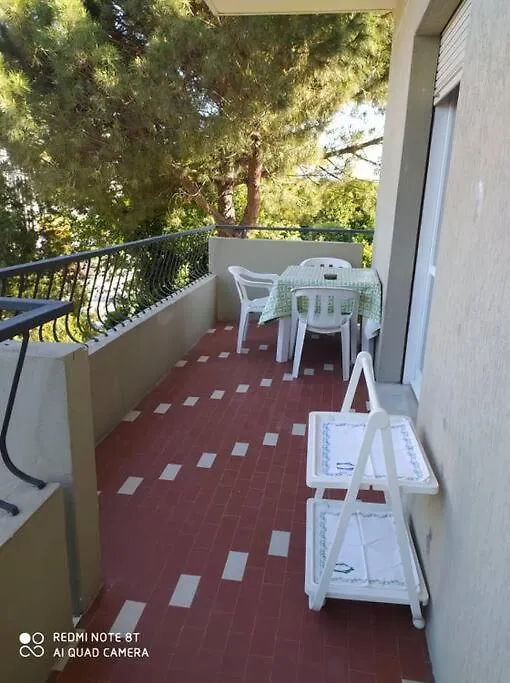 Cute Apartment 100 Mt From The Beach! 丽都阿德里亚诺